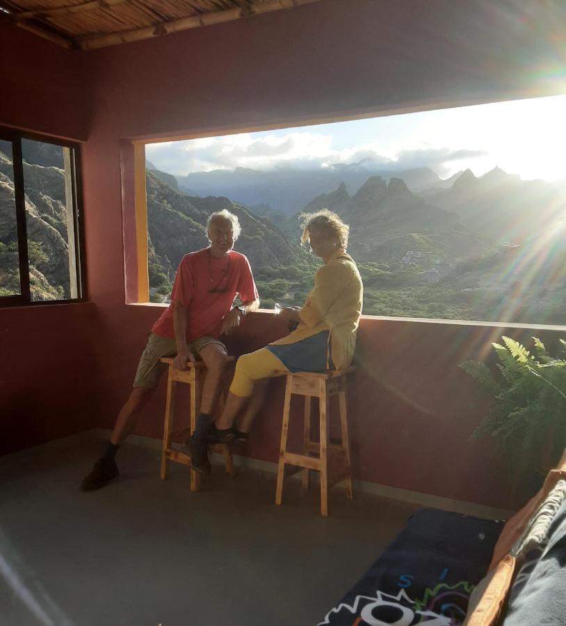 Casa Familiar Por Do Sol Bed & Breakfast Ribeira Grande Екстериор снимка