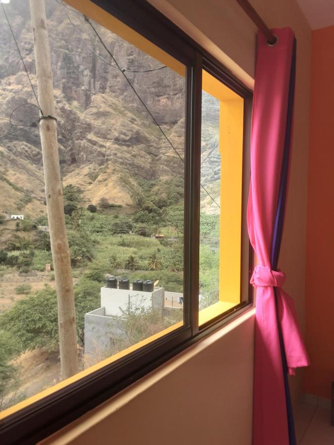 Casa Familiar Por Do Sol Bed & Breakfast Ribeira Grande Екстериор снимка